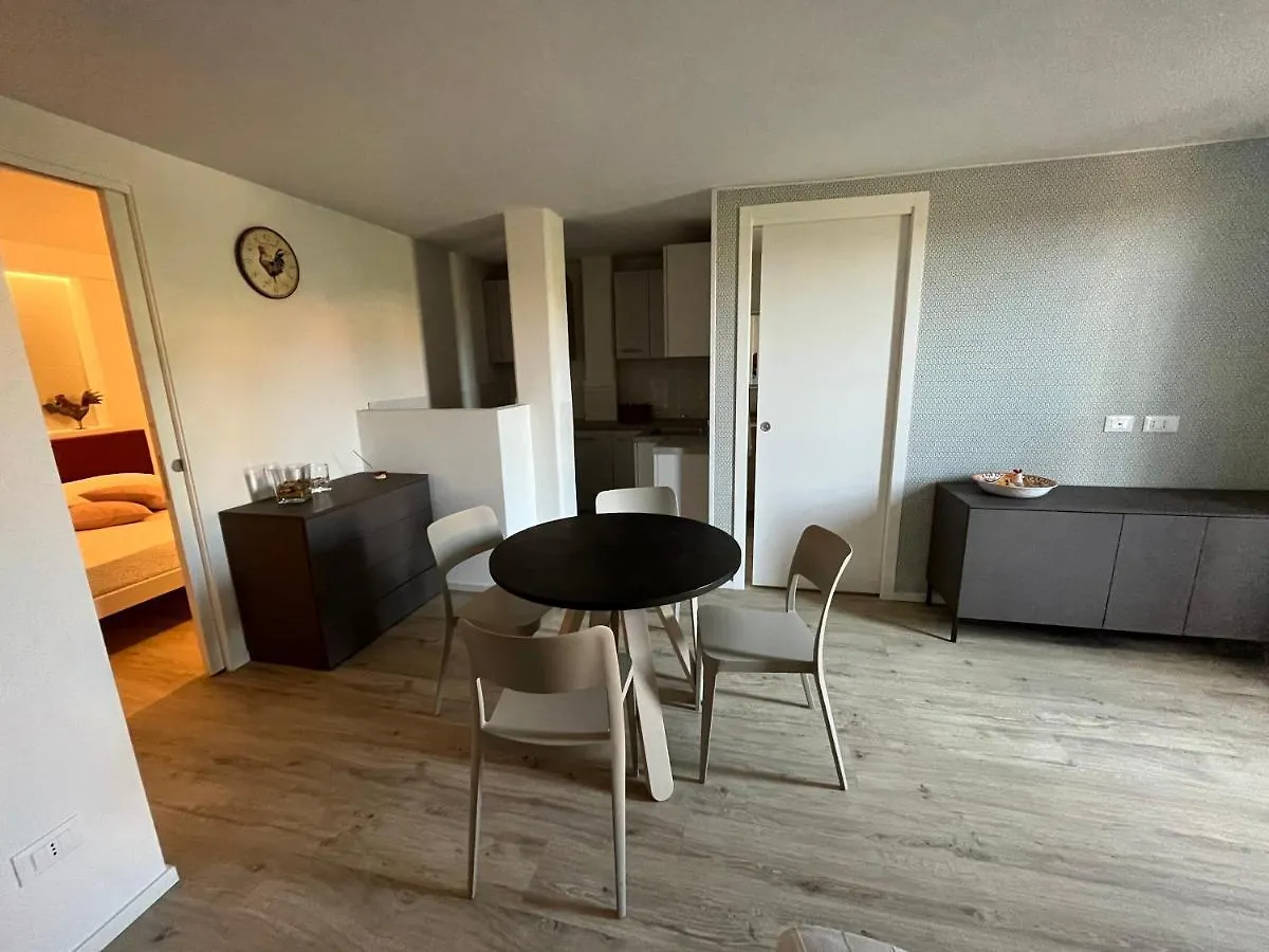 Appartamento La Casa Del Gallo Pietra Ligure Italia